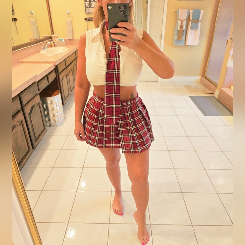 Red Plaid School Girl Skirt & Tie Set Halloween Costume